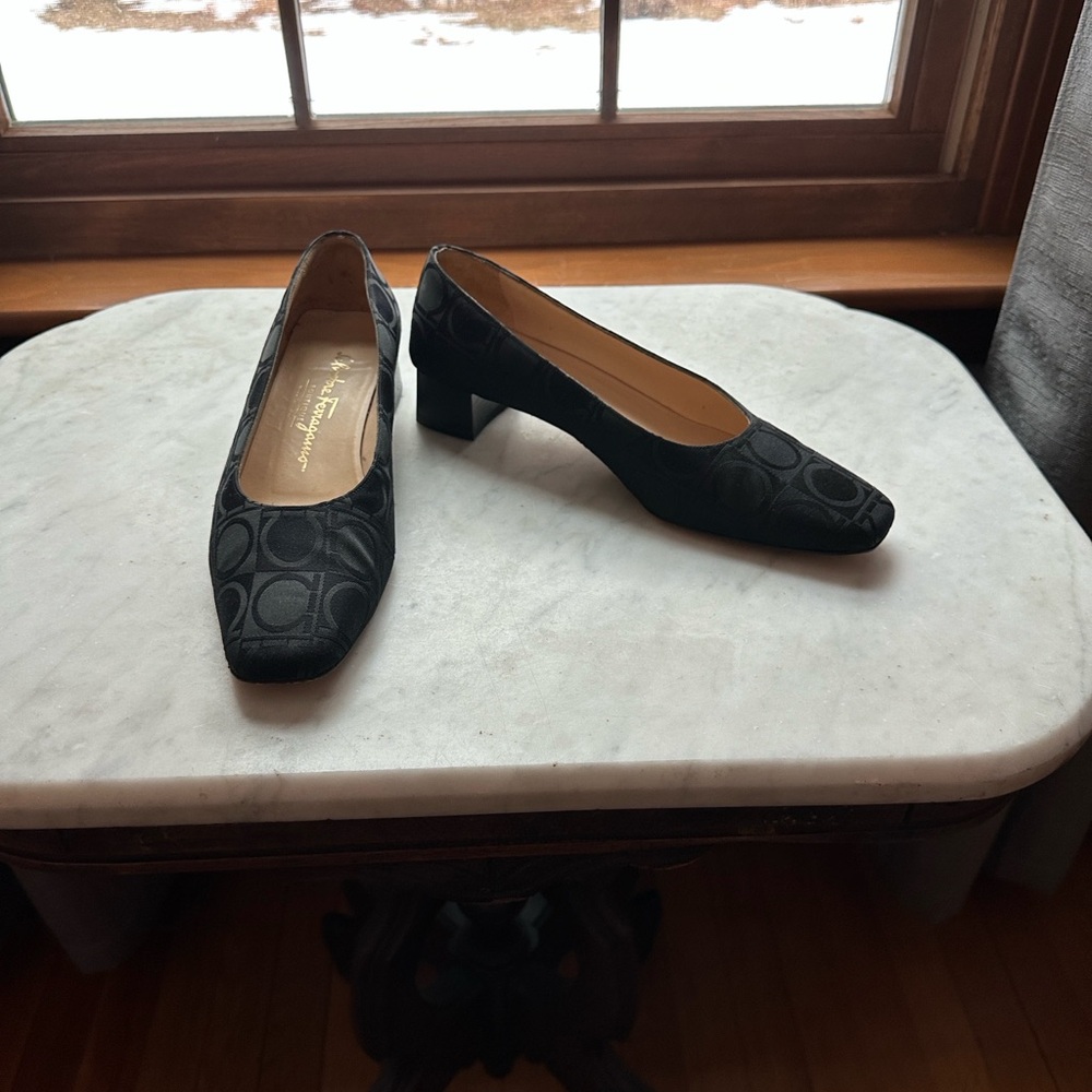 Salvatore Ferragamo Ornamental Damask Heels - Picture 2 of 7